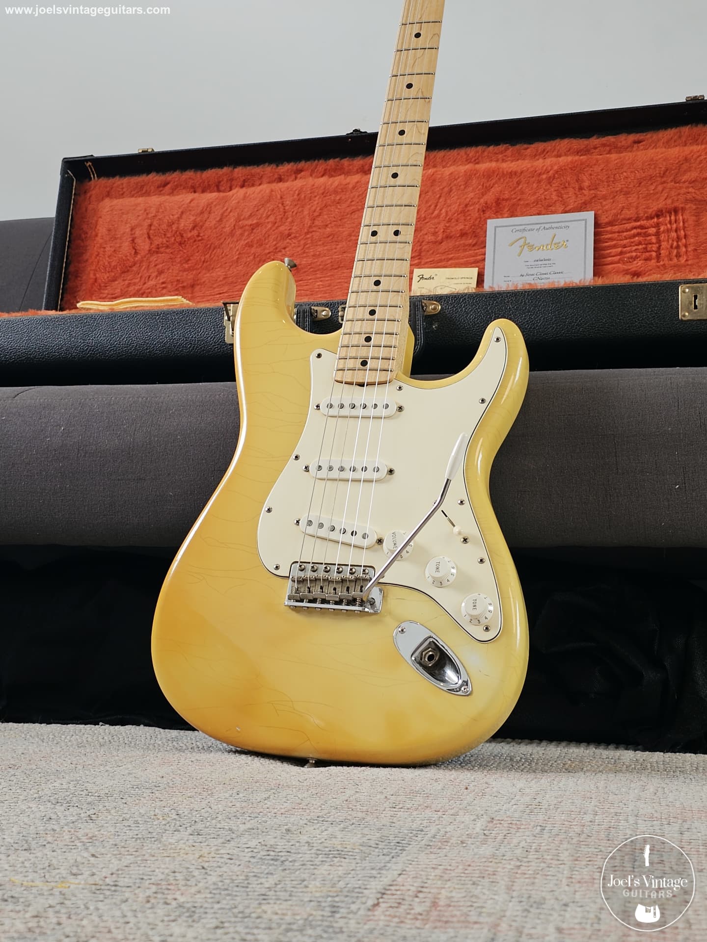Joel's Vintage Guitars | Fender Custom Shop '69 Stratocaster